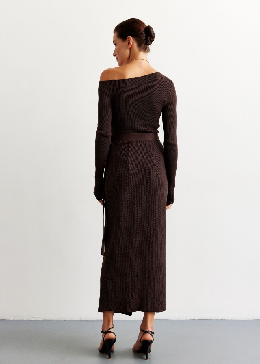 Women 25 UNION | A Suit With Top An Asymmetric Neck And A Scented Skirt Chocolate