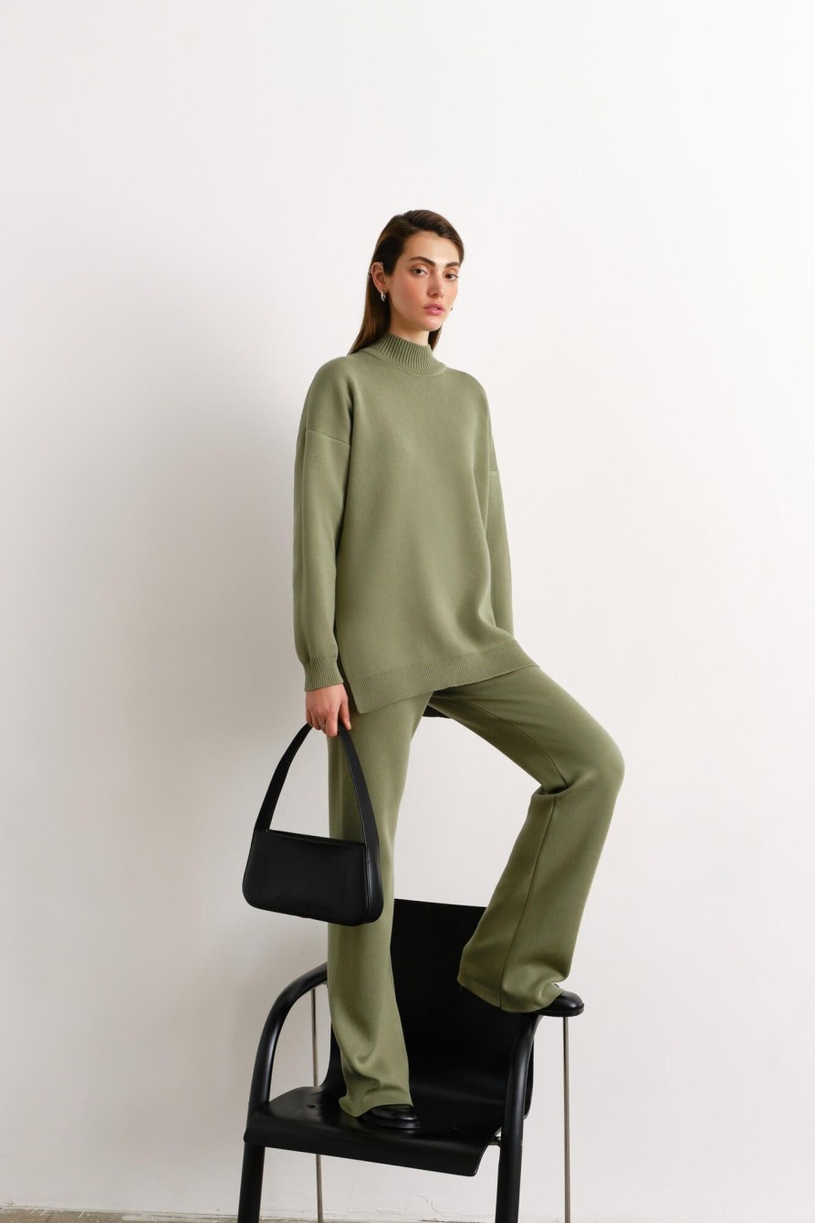 Women 25 UNION | Straight Trousers Made Of Thick Jersey Olive