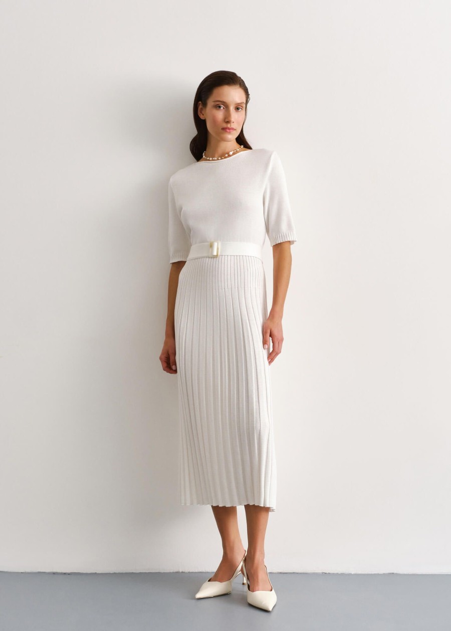 Women 25 UNION | Midi Dress With A Pleated Skirt Milk