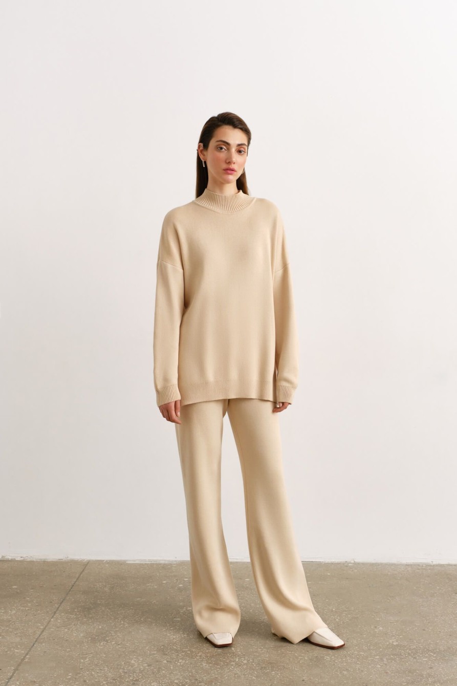 Women 25 UNION | Straight Trousers Made Of Thick Cream Jersey