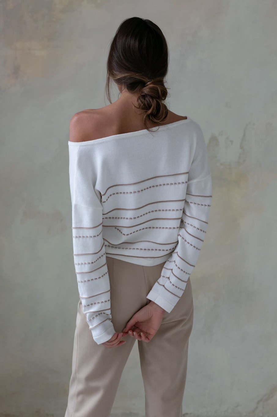 Women 25 UNION | Jumper With Embossed Stripes Milk + Caramel