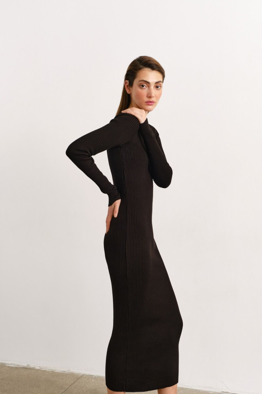 Women 25 UNION | Midi Silhouette Dress With Textured Knit Black