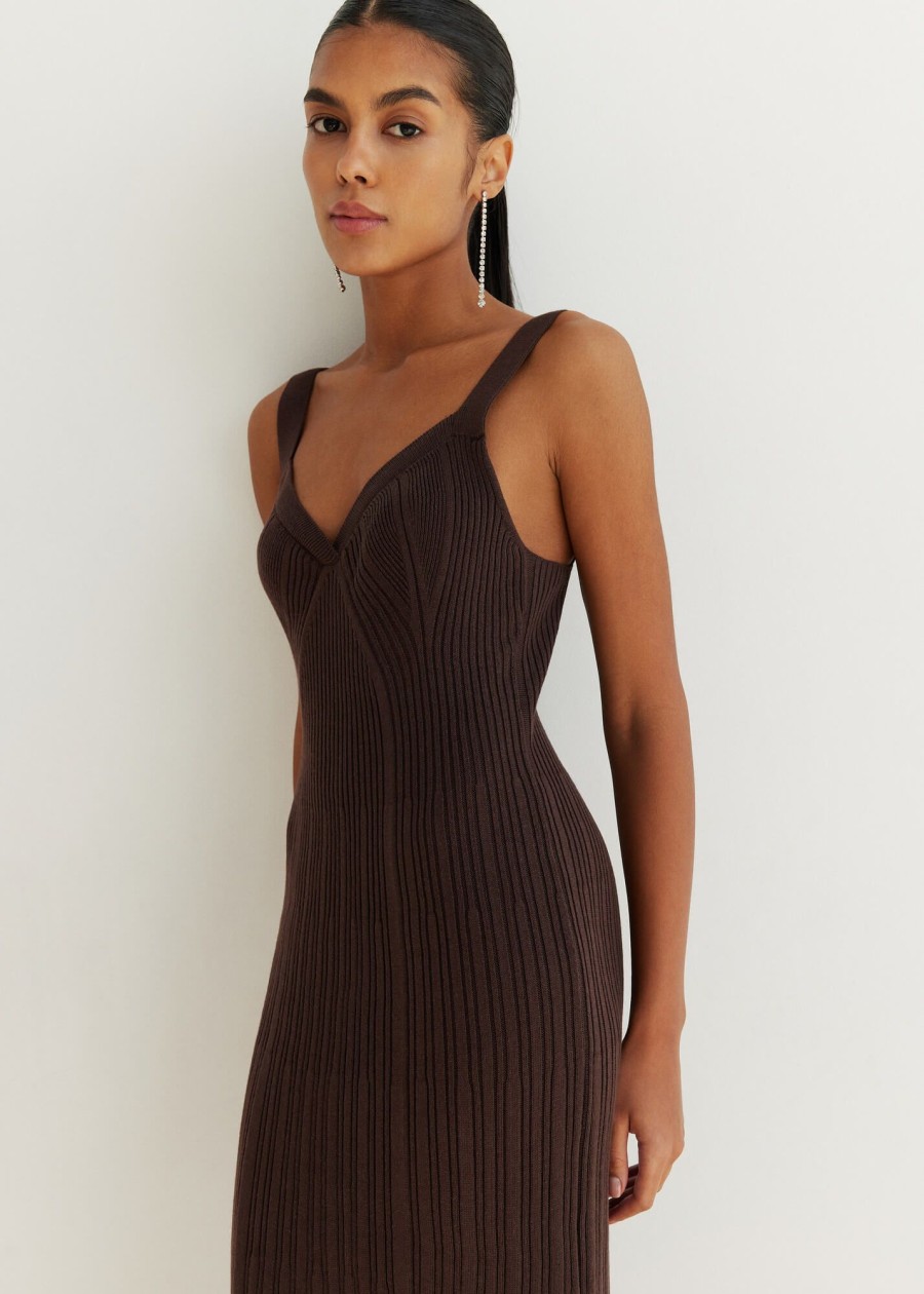 Women 25 UNION | Dress With A Highlighted Bust Chocolate