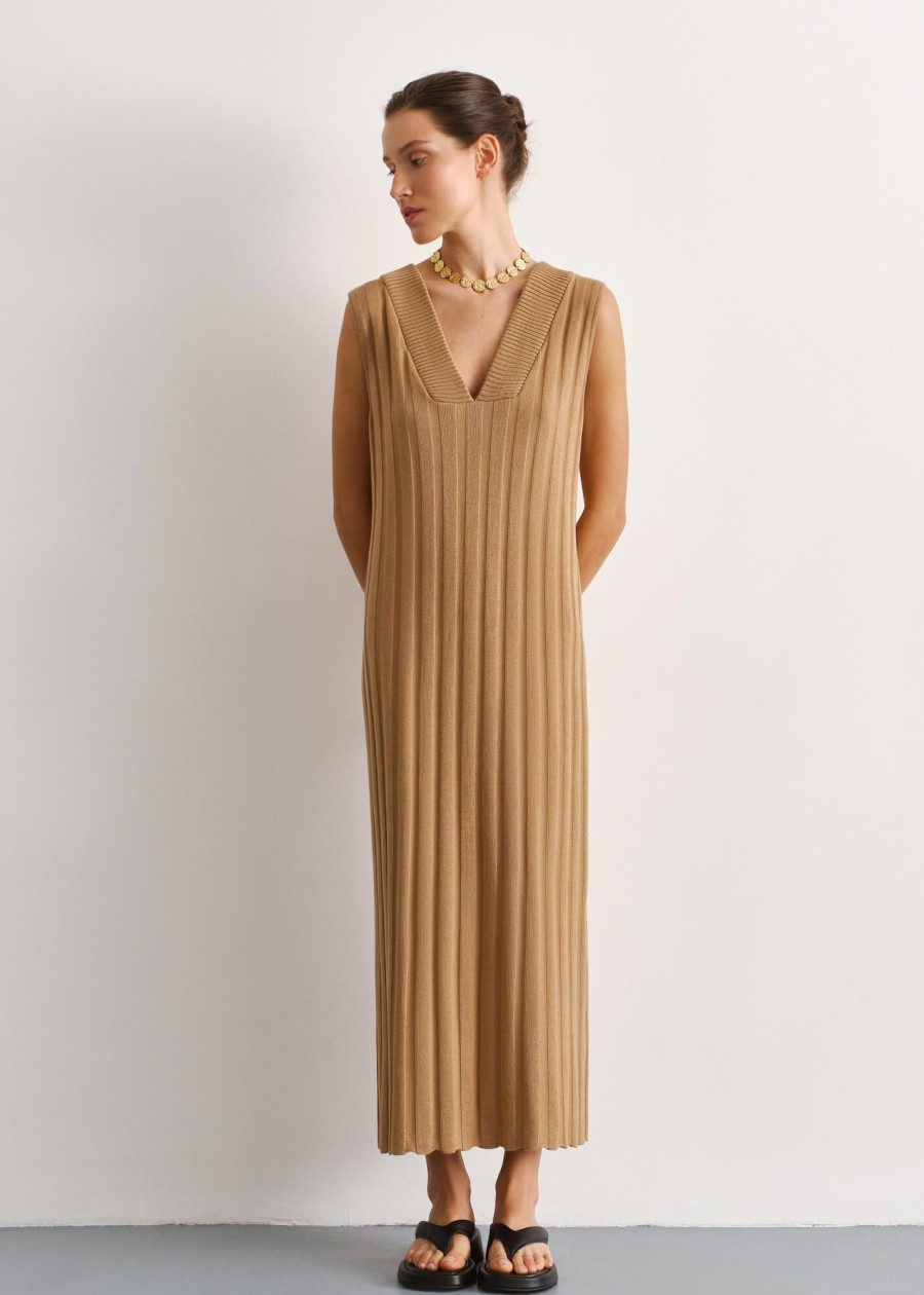 Women 25 UNION | Dress Naturel With A Triangular Neckline Caramel