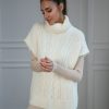 Women 25 UNION | Knitted Vest With Milk Collar