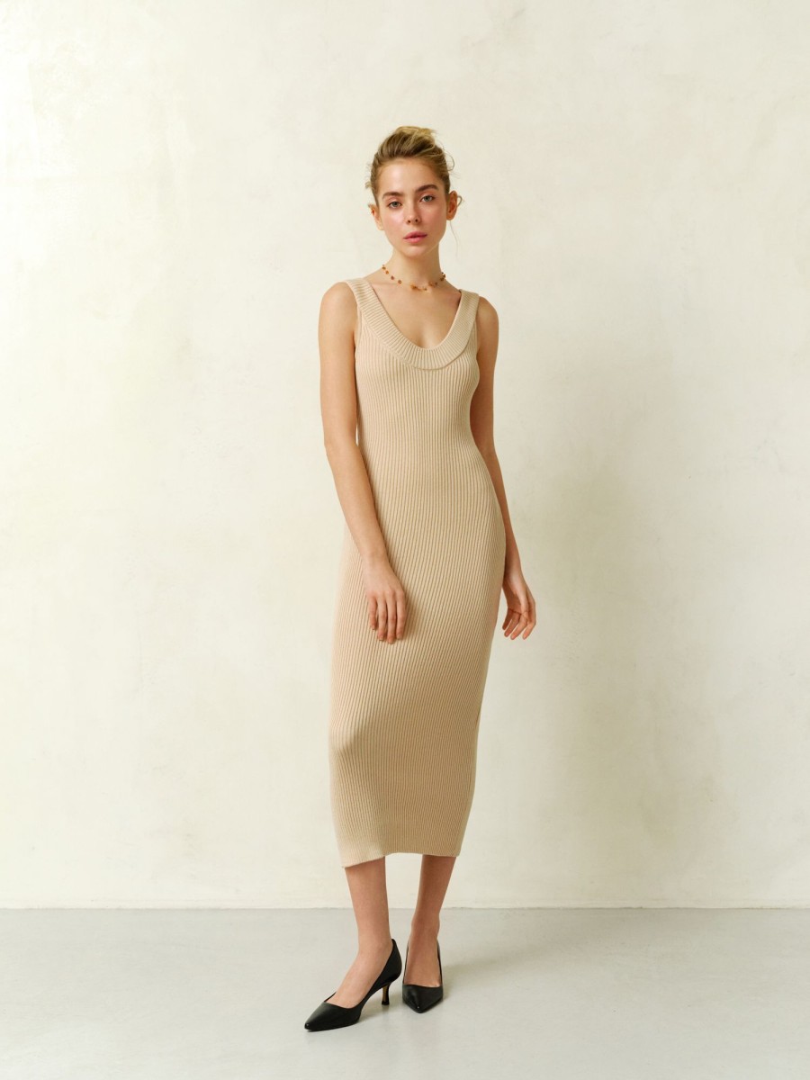 Women 25 UNION | Midi Dress With A Round Neckline Dune Cream