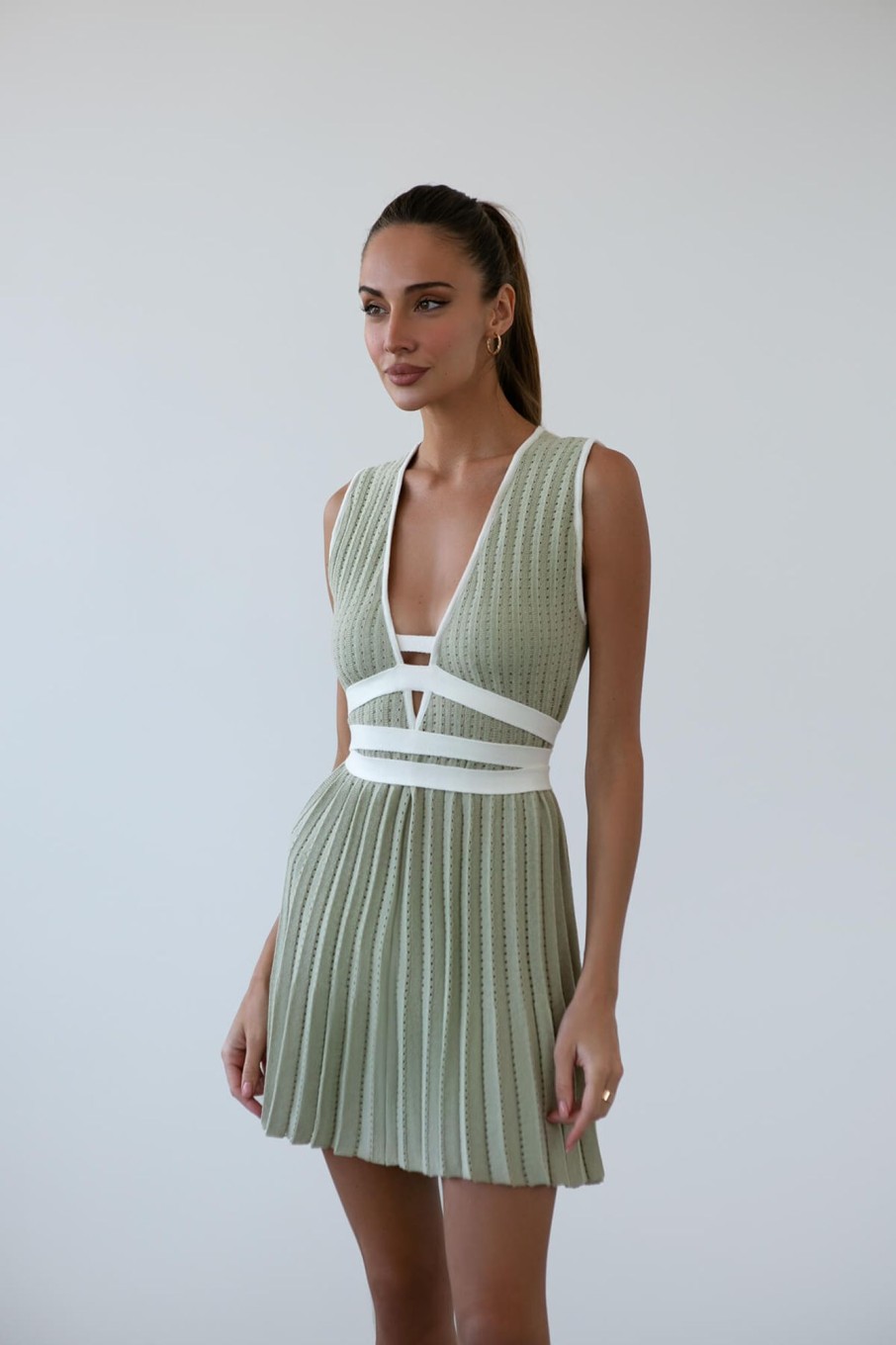 Women 25 UNION | Pleated Mini Dress Light Olive